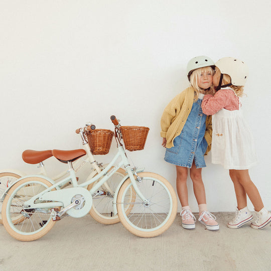 Banwood Classic Pedal Bicycle - Cream - All Mamas Children